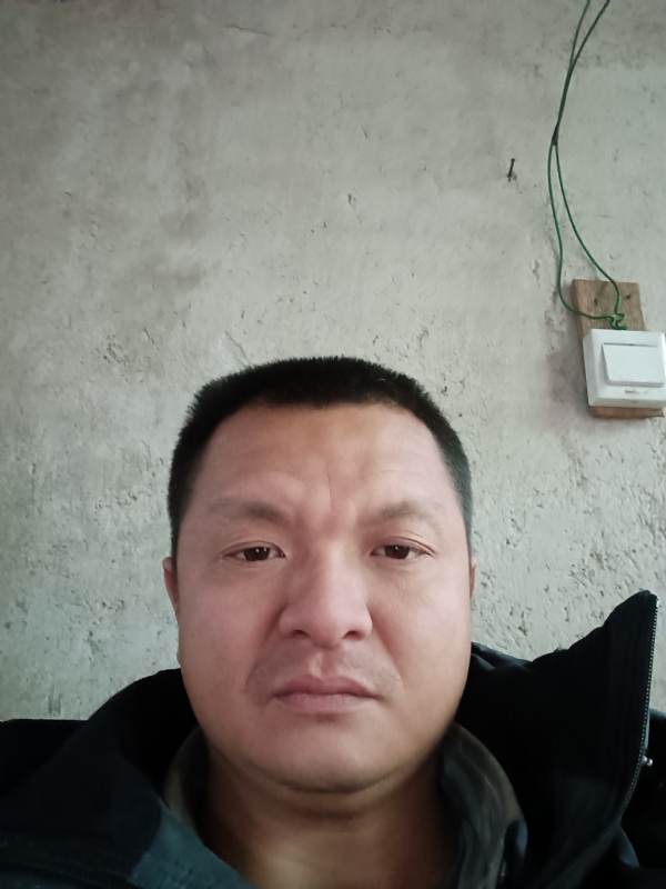 兰成龙的第四张照片--武平认干亲服务网